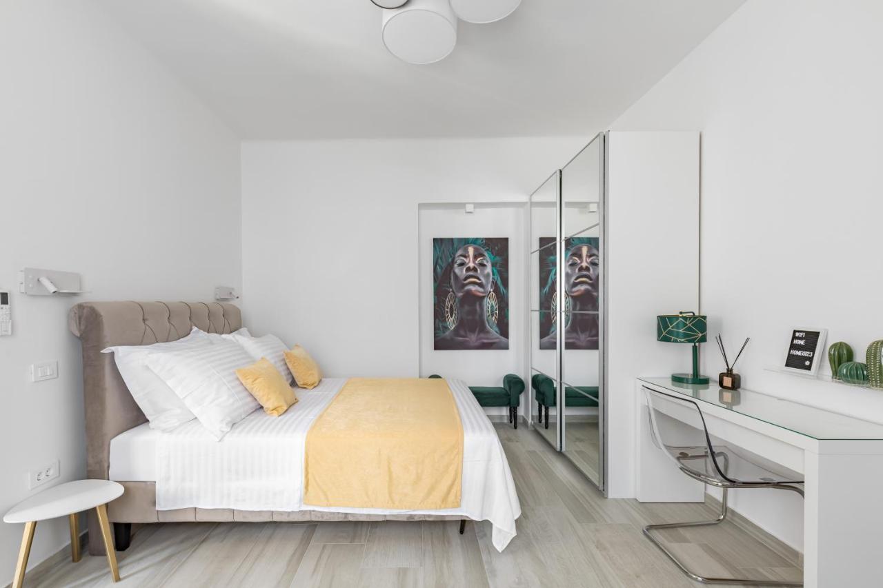 Studio Apartment Home Split Exterior photo